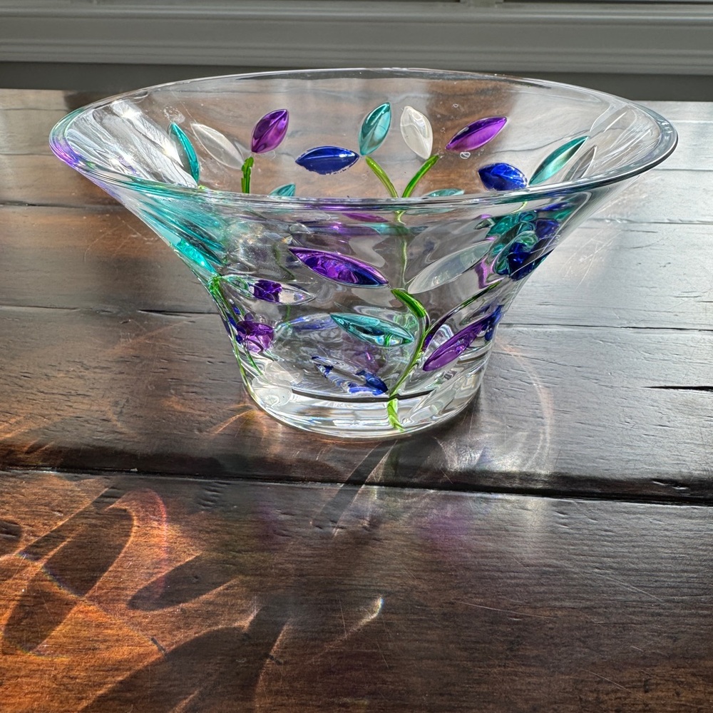 Handcrafted Glass Bowl with Colorful Leaf Design